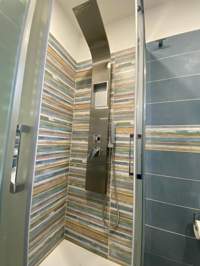 In Centro Rooms Vicino Cefalu Self-Chek-In Кампофеліче-ді-Роччелла Екстер'єр фото