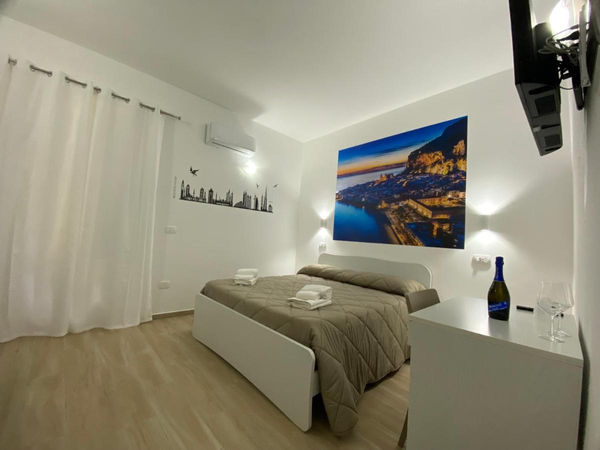 In Centro Rooms Vicino Cefalu Self-Chek-In Кампофеліче-ді-Роччелла Екстер'єр фото