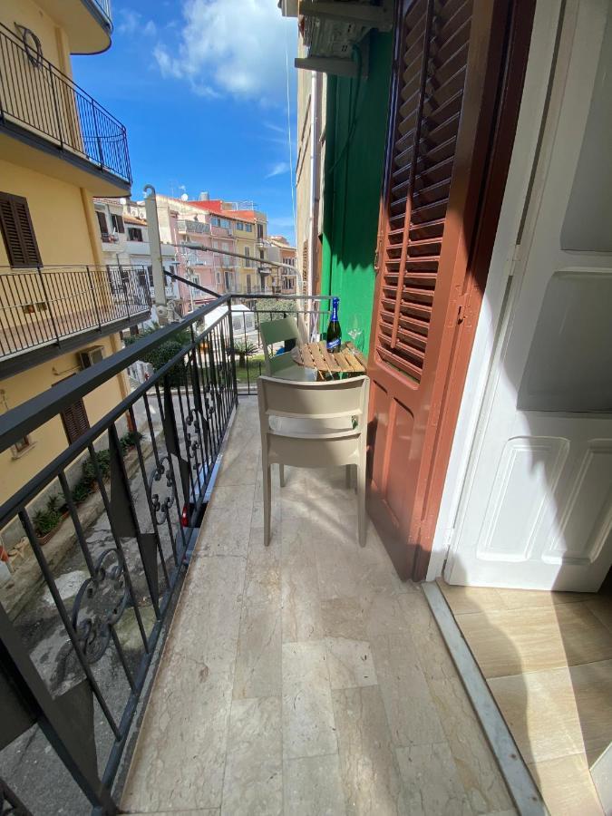 In Centro Rooms Vicino Cefalu Self-Chek-In Кампофеліче-ді-Роччелла Екстер'єр фото